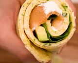 Foto del paso 4 de la receta: Rollitos de calabacín con salmón