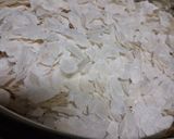 A picture of step 1 of Thin poha chevda.