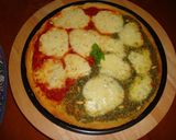 A picture of step 7 of Genovese & Margherita Pizza.