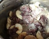 Hagymás, almás csirke máj recept fázis 3 fotója