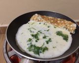 A picture of step 4 of Japanese rolled omelette.