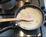 Foto del passaggio 2 della ricetta Fusilli panna pistacchio e speck