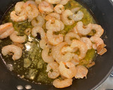 Foto del paso 2 de la receta: Bacalao estilo bilbaína con gambas