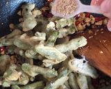 Foto langkah ke 12 dari resep Buncis kriuk lada garam cabe.