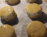 Medvehagymás Pogácsa-étolajjal-tejjel készítve recept fázis 6 fotója