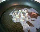 A picture of step 4 of Taiwanese Oyster Omelet (O-a-chian).