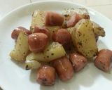 A picture of step 5 of Easy Stir-Fried Sausage and Potato.