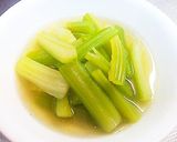 A picture of step 4 of Celery Steamed in Konbu Tea.