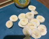 Foto langkah ke 2 dari resep Es Pisang Susu.