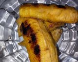 Foto langkah ke 2 dari resep Pisang Bakar Coklat Keju.