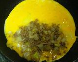 A picture of step 4 of Omelette with Ground Meat And Onions.