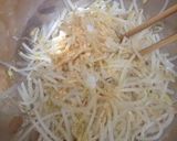 A picture of step 3 of Bean Sprout Namul.