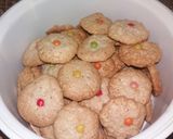 Foto langkah ke 4 dari resep Kue corn flakes kelapa.