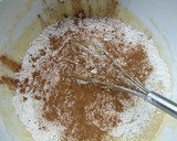 Foto del paso 3 de la receta: Pastel de peras escondidas, al cacao