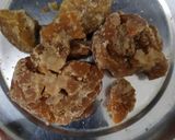 गुड़ की चटनी (gur ki chutney recipe in Hindi) रेसिपी चरण 1 फोटो
