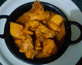 A picture of step 5 of Malabari Chicken Curry.