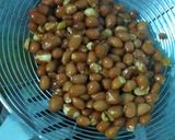 Foto langkah ke 2 dari resep Orek tempe kacang check 😁.