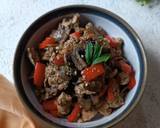 Foto langkah ke 4 dari resep Tumis Ayam JaPri (Jamur Paprika).
