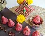 રોઝ રસ મલાઈ મોદક (Rose Rasmalai Modak recipe in gujarati) રેસીપી સ્ટેપ4ફોટો