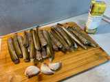 Navajas al ajillo con vino blanco