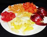 Foto langkah ke 1 dari resep Salad Buah Gulung.