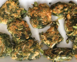 Foto del paso 3 de la receta: Buñuelos de escarola