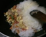 Foto langkah ke 3 dari resep 9.2 Bihun masak cabe hijau ala fe’ #selasabisa.