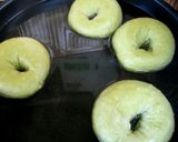 A picture of step 5 of Matcha Green Tea and Maple Syrup Bagels.