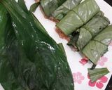 Hình bước làm 3 của món Thịt quấn lá xương xông