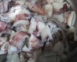 Foto langkah ke 1 dari resep Tumis cumi kuah.