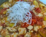 รูปขั้นตอนการทำที่ 4 ของ ผัดเปรี้ยวหวานอกไก่เส้นบุกนุ่ม คลีน
