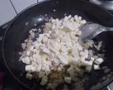 A picture of step 6 of Paneer Momo.