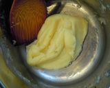 A picture of step 7 of Crispy Bear Cream Puffs.