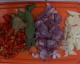 Foto langkah ke 2 dari resep Ayam kecap pedas manis.