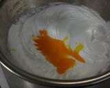 A picture of step 4 of Charlotte Made with Cheese Mousse.