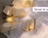 Une image de l'étape 1 de Tarte salée saucisses, pd terre/ Mozarella.