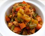 A picture of step 6 of Sweet And Sour Chicken Pie.