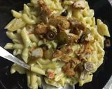 A picture of step 6 of Alfredo Pasta.