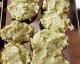 A picture of step 7 of Cheese and broccoli baked potatoes.
