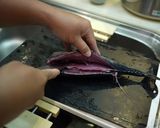 A picture of step 12 of Preparing Frigate Mackerel (Katsuo).