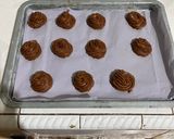Foto langkah ke 4 dari resep Soes coklat fla macha chesse strawberry.