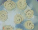 A picture of step 7 of Cinnamon rolls.