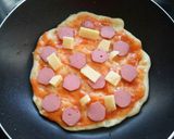 Foto langkah ke 5 dari resep Pizza Ekonomis.