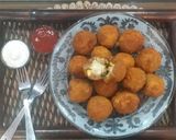 A picture of step 1 of Cheese Balls.