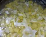 Gambar langkah 1 resipi Beef and Potato Casserole.