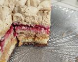 Une image de l'étape 8 de Gâteau praliné vanille et framboises.