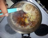 A picture of step 6 of Vietnamese braised pork belly & egg.