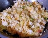 Foto langkah ke 4 dari resep Nasi Goreng Ceria.