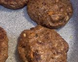 A picture of step 4 of Black bean 🫘 burgers 🍔.