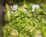 Foto del paso 1 de la receta: Pastel de lechuga y zapallitos italianos